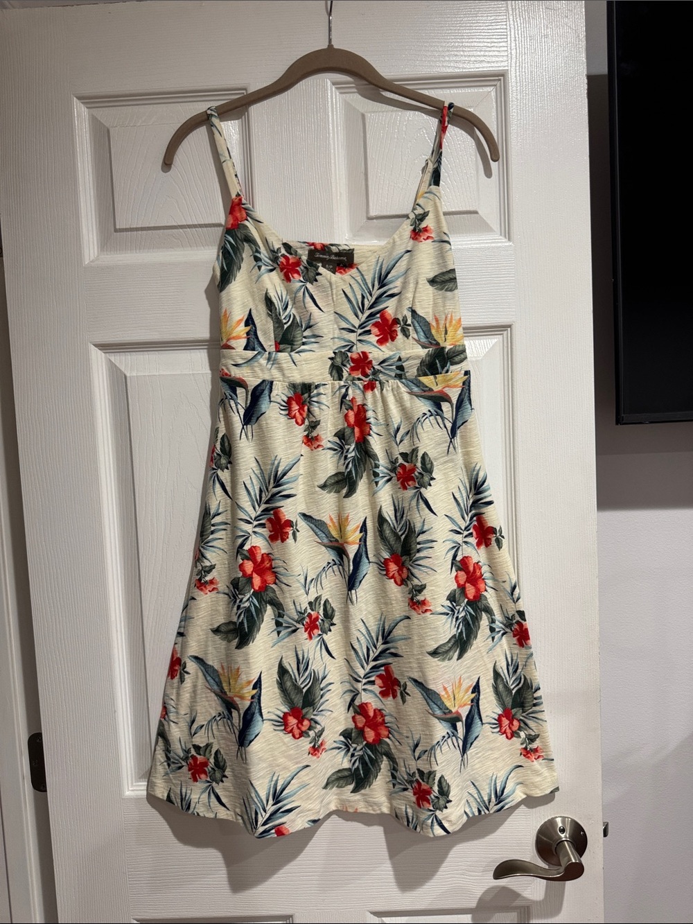 Tommy bahama Floral Spaghetti-Strap wome Dress in Cream with Red & Green Print s